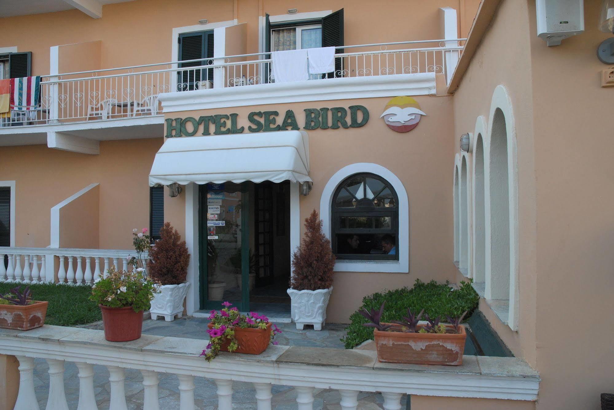 Seabird Hotel Moraitika Exteriör bild