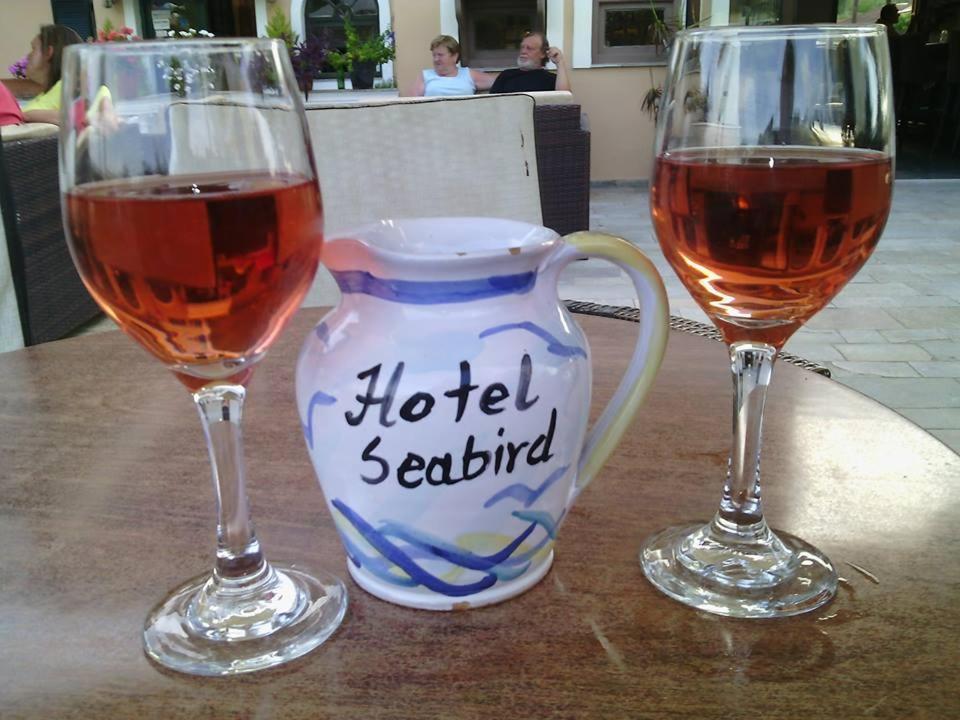 Seabird Hotel Moraitika Exteriör bild